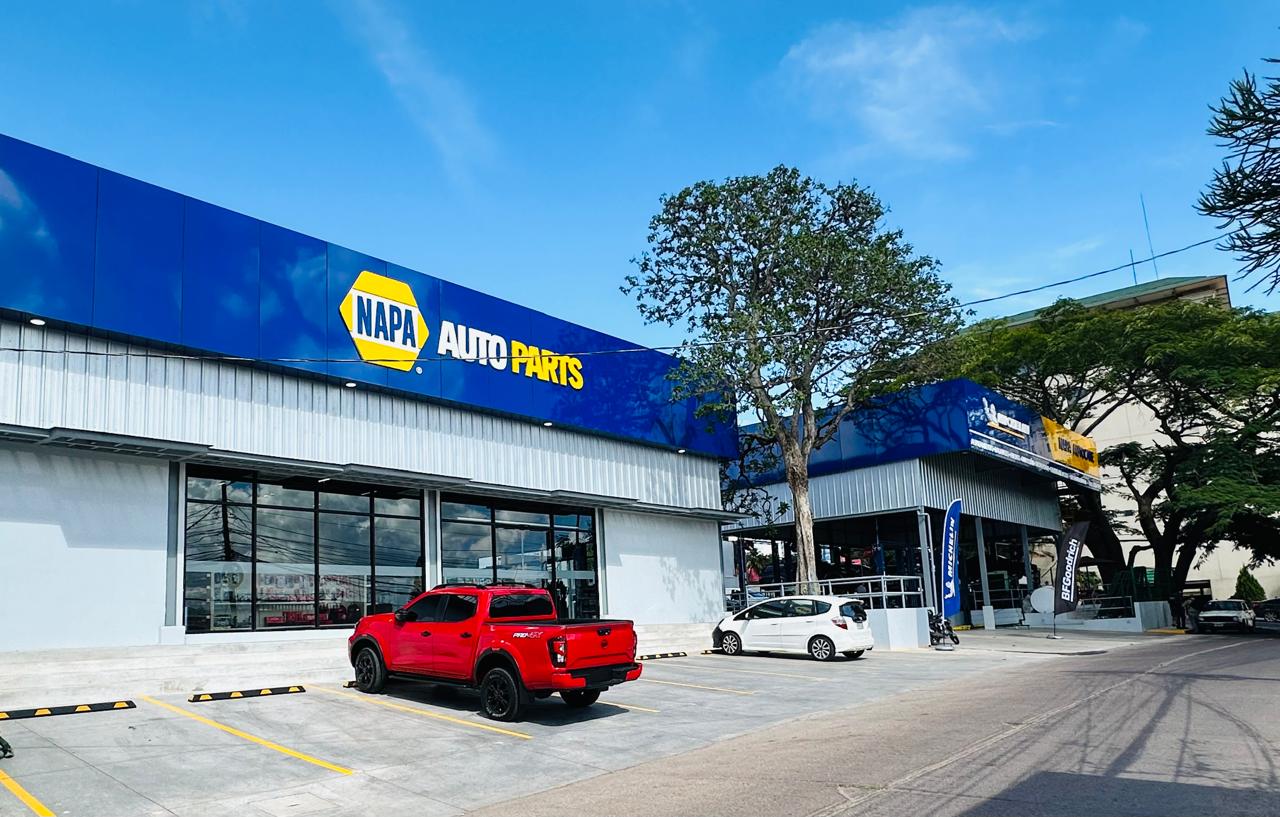 🎉🚗 ¡Estamos Emocionados de Anunciar la Apertura de Nuestra Nueva Tienda Napa Auto Parts! 🚗🎉