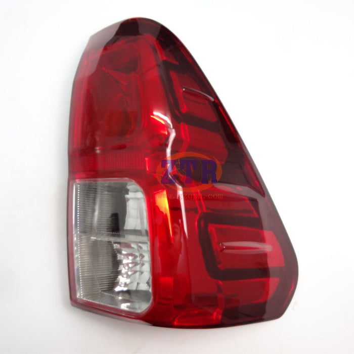 Stop toyota hilux revo 2016 - 2020 (rh)
PRECIOS INCLUYEN I.S.V.