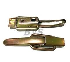 Gancho compuerta toyota hilux 1979 - 1983