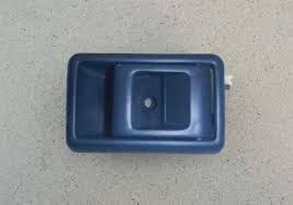 Abridor interior de puerta toyota 4runner 1989 - 1995 / corolla 1982 - 1992 / hilux 1989 - 1997 plástico azul (lh)